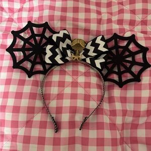 Black & White Spider Web Headband Costume Accessory